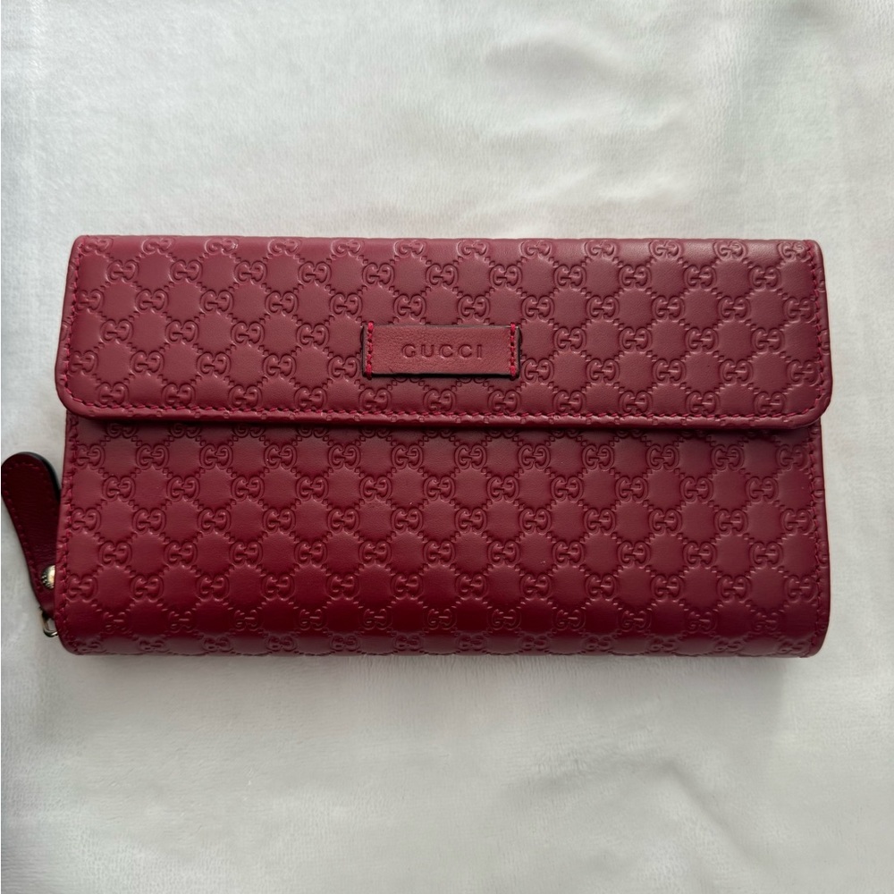 Gucci wallet